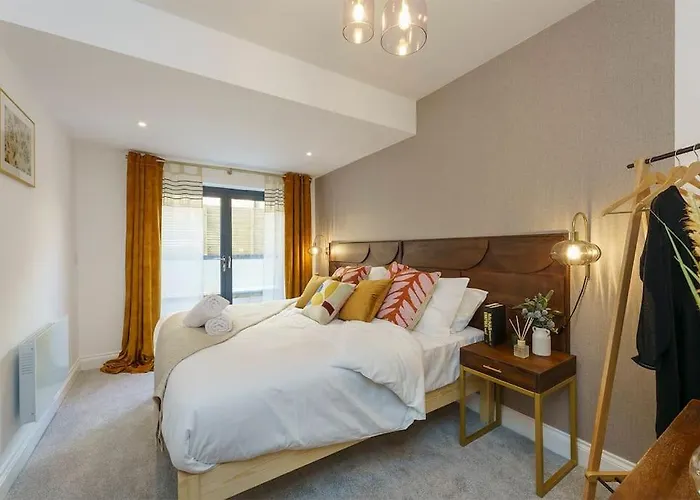 Bressingham - 2 Bedroom Luxury By Mint דירה בריסטול