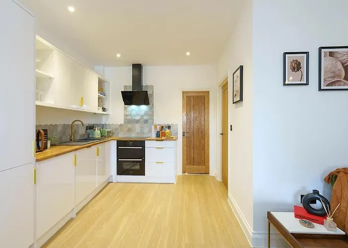 Bressingham - 2 Bedroom Luxury By Mint Apartman